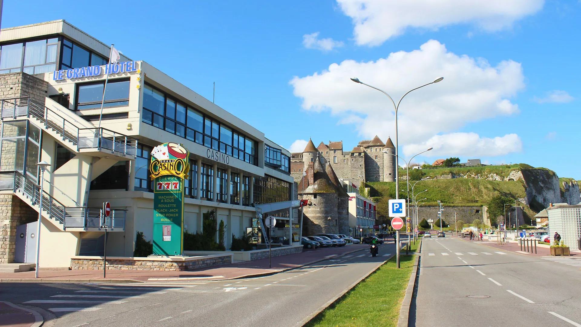5 Hôtels Couples Incontournables près du Pont Colbert à Dieppe