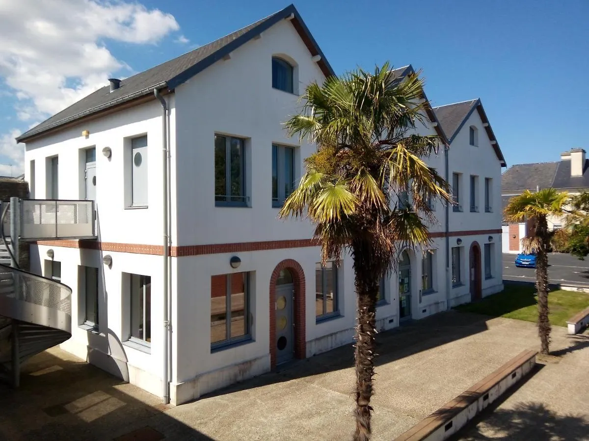 5 Hôtels Centraux en Cotentin pour Voyager Sans Contraintes